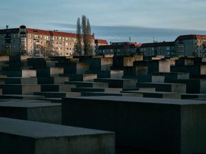 fotografia del Memoriale dell'Olocausto da vedere a Berlino