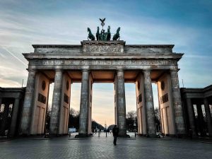 fotografia della Porta di Brandeburgo da vedere a Berlino